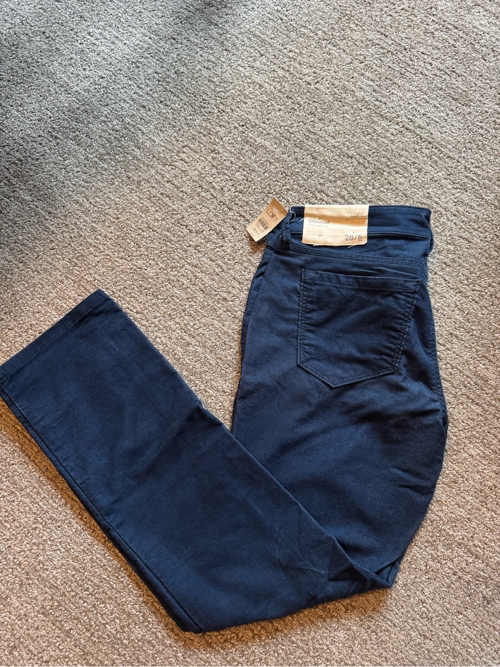 NWTO Loft petite women’s blue corduroy jean size 28/6P